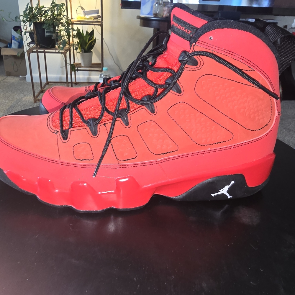 Jordan 9 Retro Motorboat Jones Size 10 Like New!!!!